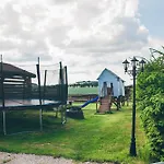 Farm stay Nad Lakami