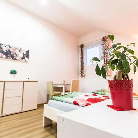 Nad Lakami Feriegård Kłodzko