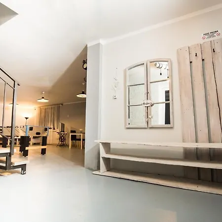 Lantgård Nad Lakami